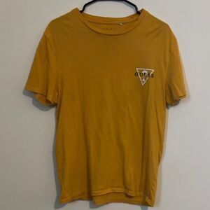 Guess Tee Shirt Size Medium
